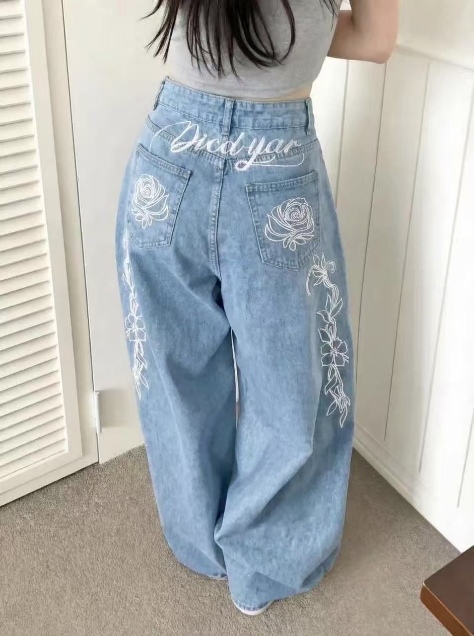 Women's Wide Leg Jeans High Waisted Street Style Retro Embroidered With Letters And Flowers Loose Fit Floor Length Y2K Trousers_mkmklike.com