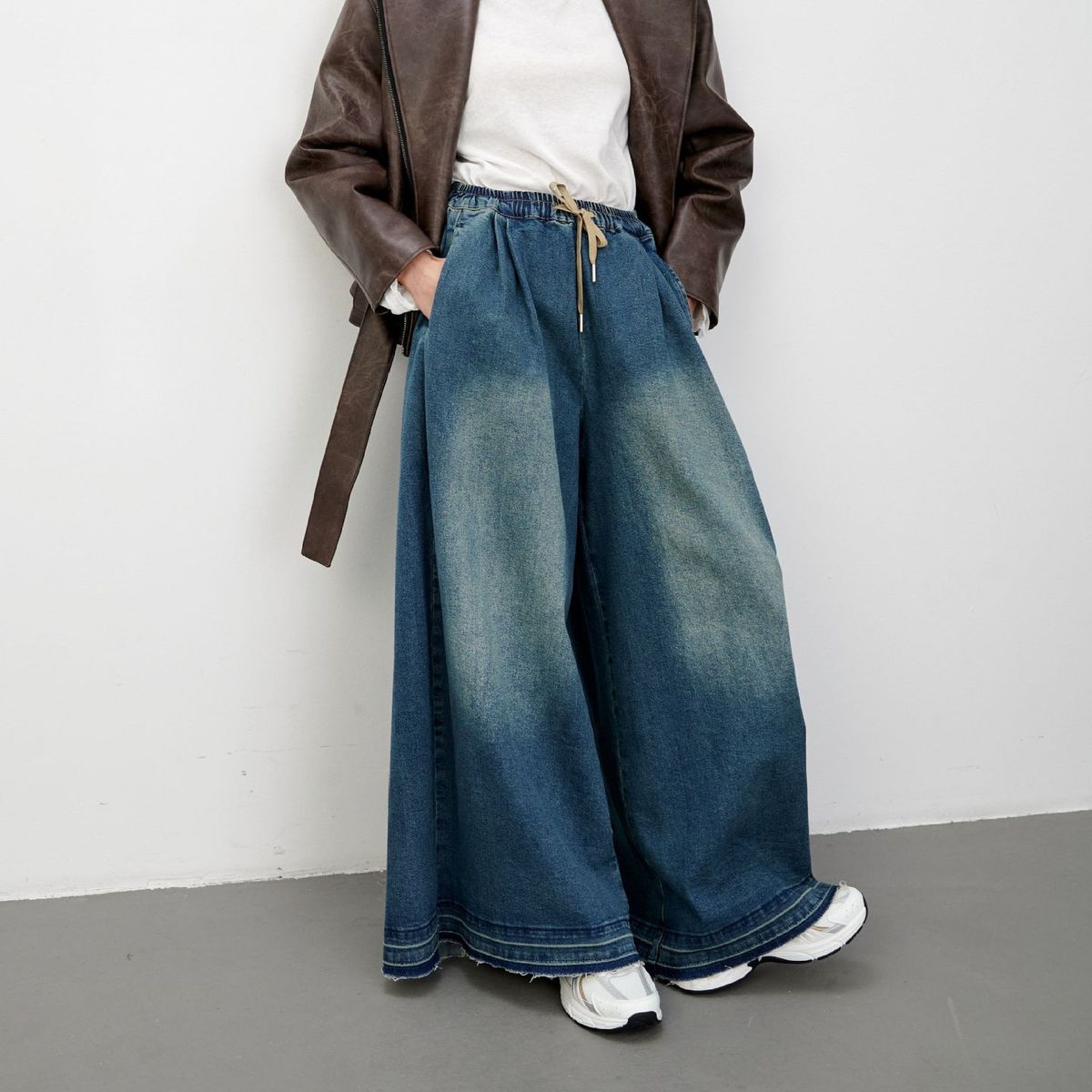 Women's Retro American Wide Leg Jeans Drawstring Loose Casual Pants for Comfortable Fit_mkmklike.com