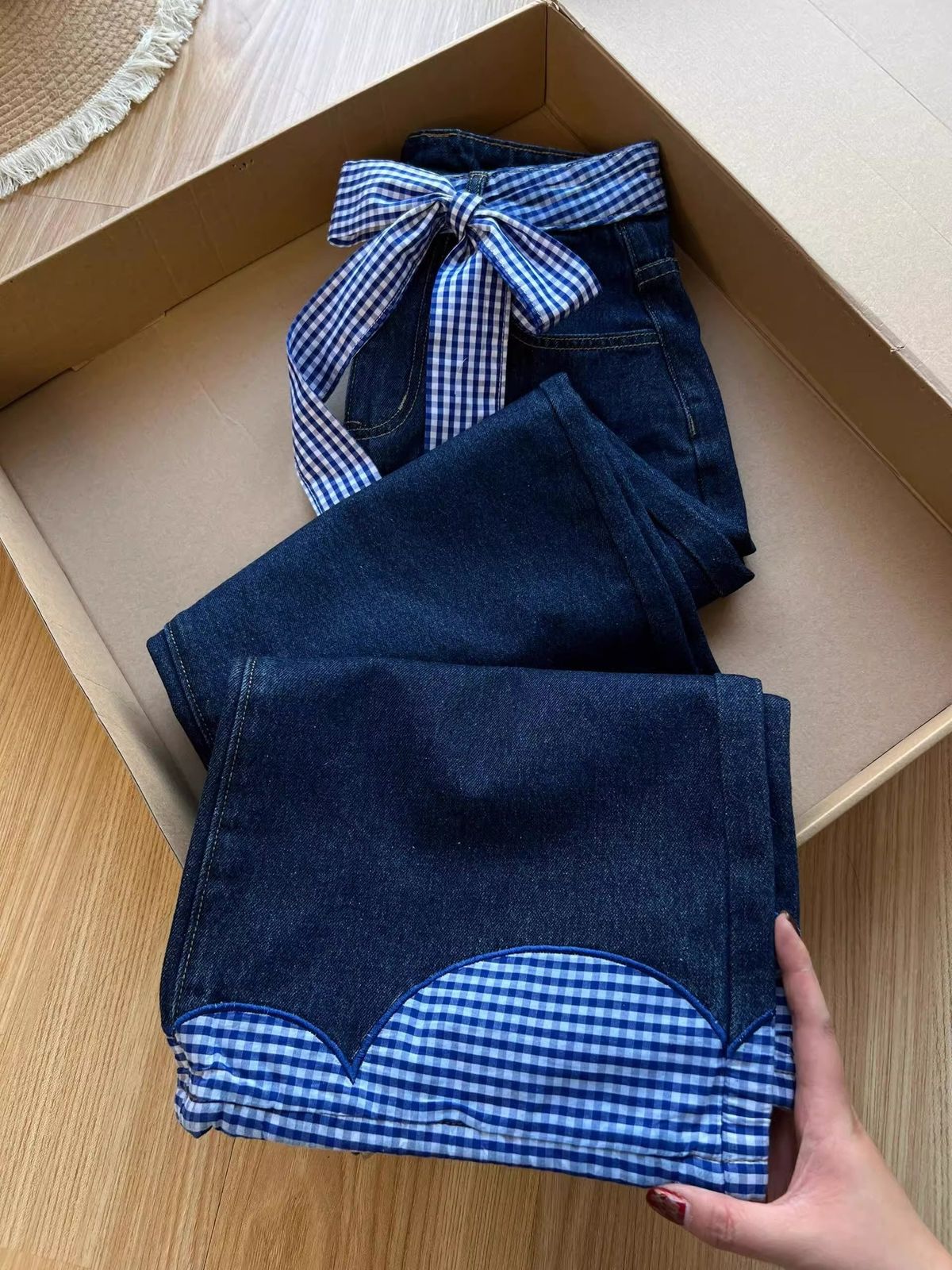 2026 New Women's Straight-Leg Jeans, High-Waisted, Commuter Style, Bow Tie Straps, Patchwork Design, Comfortable And_mkmklike.com