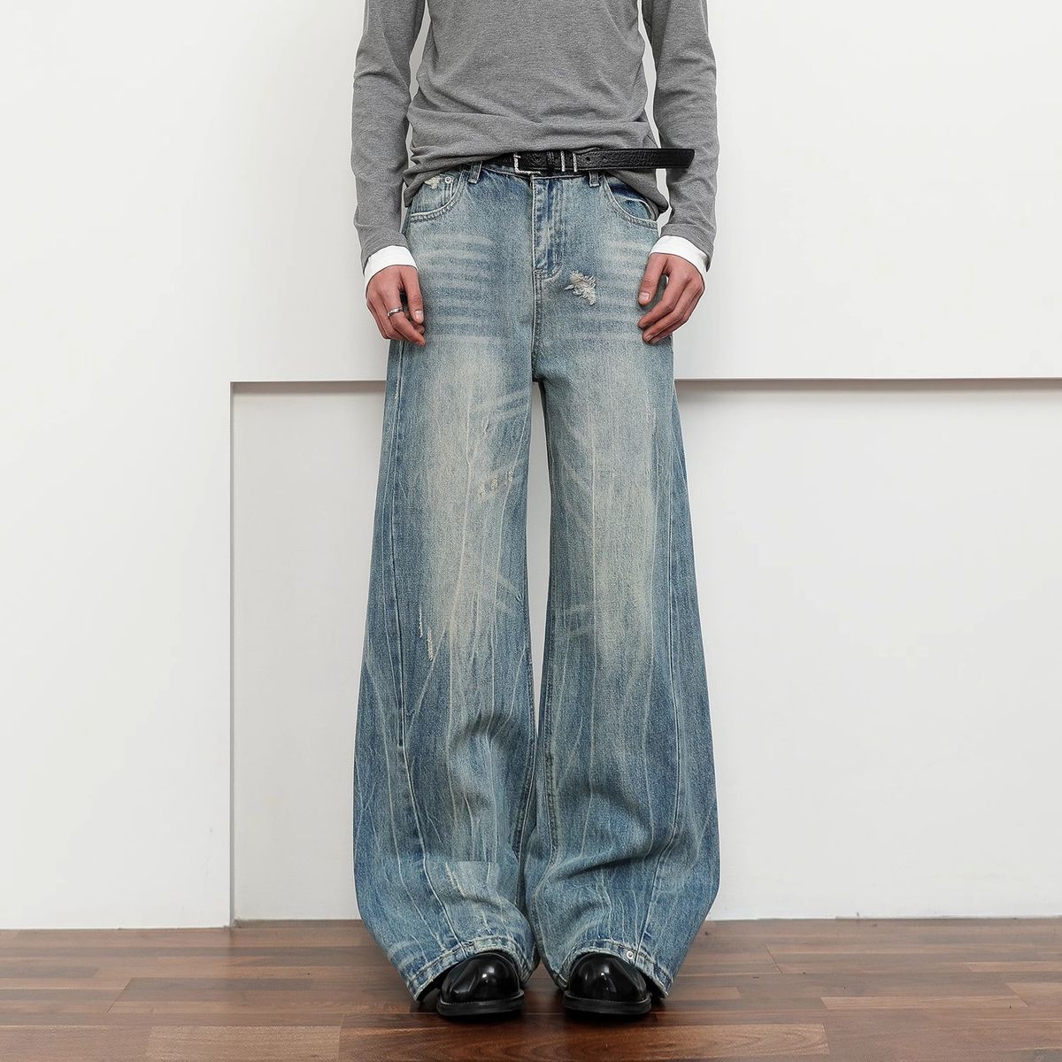 Men's Clothing Distressed Ripped Jeans Distressed High-Waisted Wide-Leg Jeans For Men – Deconstructed Vintage Denim Pants With Raw Hem & Button Fly_mkmklike.com