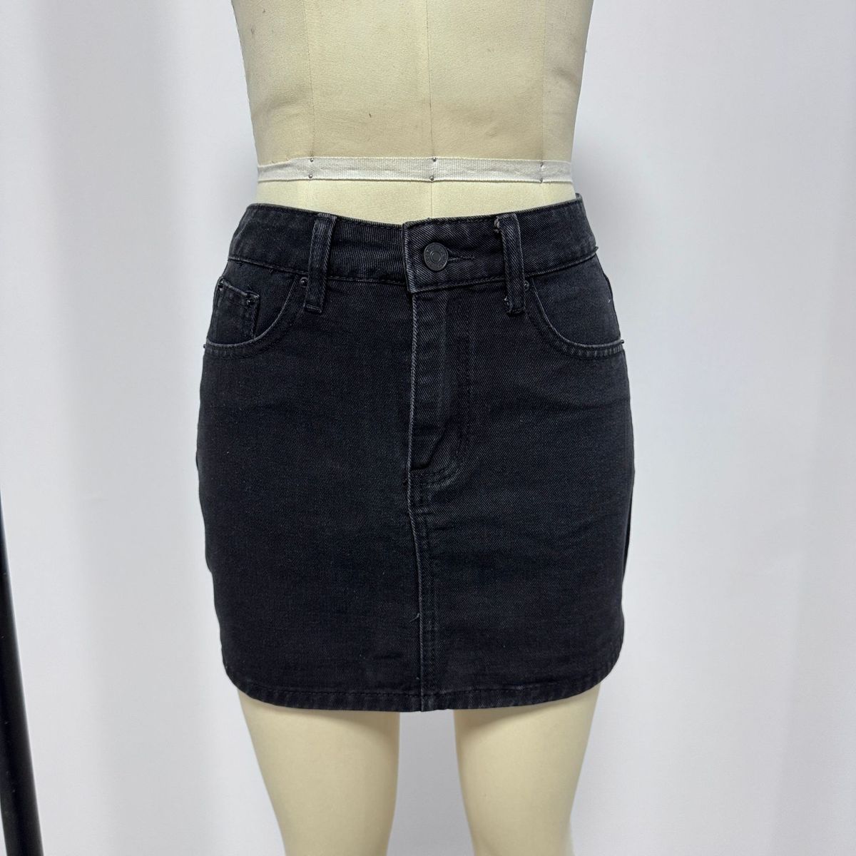 K Fashionable Slim Fit Casual Stretch Denim Short Skirt For Women_mkmklike.com