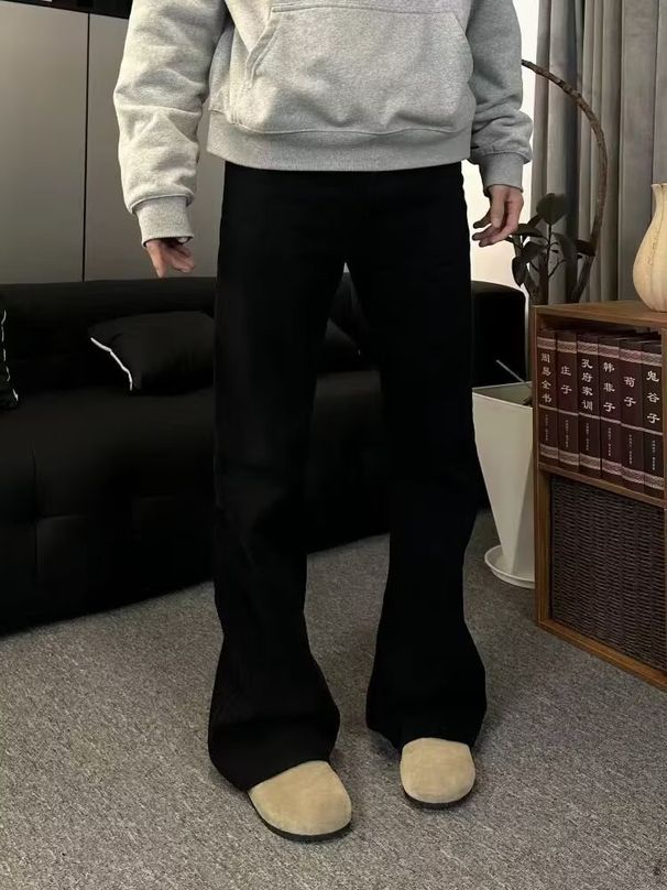 Korean Street Style Black Flared Jeans For Men – Slim Cleanfit Straight Leg Casual Pants (S-XXXL)_mkmklike.com