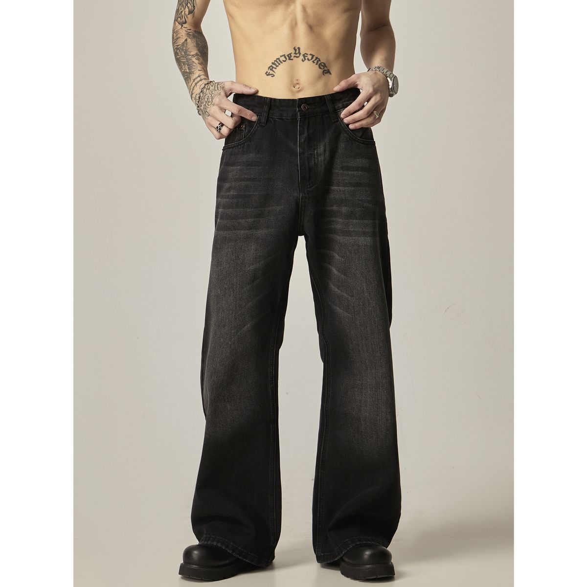 Men's Clothing Vintage Black Relaxed Fit Straight Leg Jeans – Distressed Washed Denim With Subtle Flare (90s Retro Style, Comfort Stretch)"_mkmklike.com