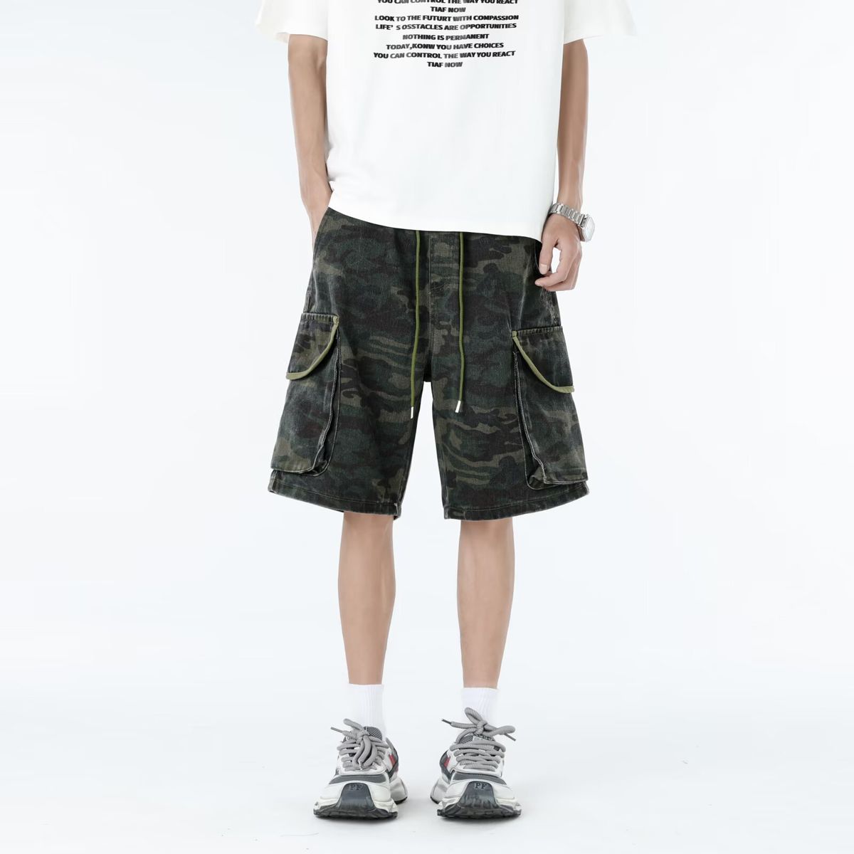 Urban Camo Cargo Shorts – Military-Inspired Washed Denim With Multi-Pocket Design (Tactical Aesthetic, Light Stretch, Summer Essential)_mkmklike.com