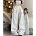 American Retro Style White Curved Hem Jeans With Visible Stitching, Women's Street Style, High-waisted, Slimming, Loose_mkmklike.com