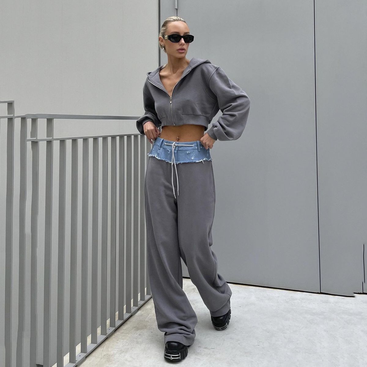 Women's Clothing Zipper hooded sweater pants suit denim stitching two-piece trousers_mkmklike.com