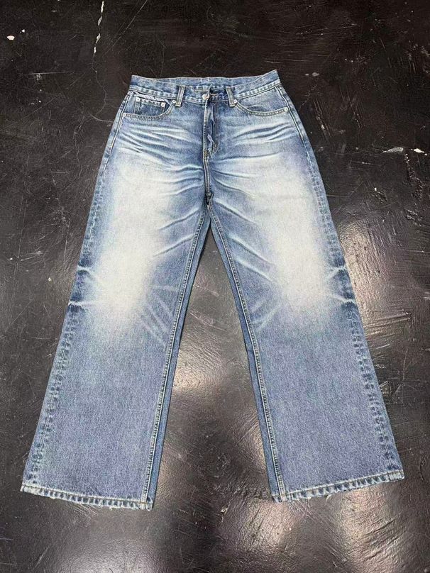 Men's Vintage Light Blue Washed Straight Leg Jeans With Snowflake Print – Comfortable & Stylish For Casual Wear_mkmklike.com
