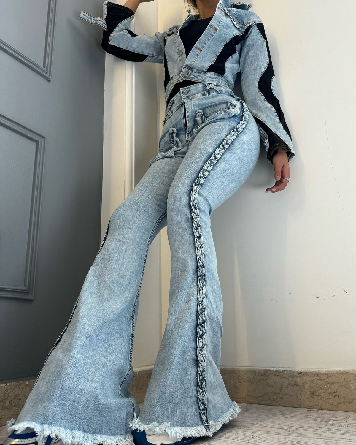 Women's Clothing Fashion High Waist Versatile Slim Fit Mopping Twist Elastic Denim Flared Pants_mkmklike.com