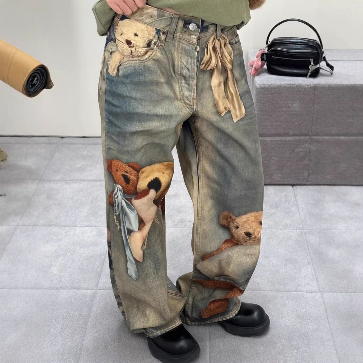 Teddy Bear Print Loose Low-Waist Wide-Leg Jeans, Unisex_mkmklike.com