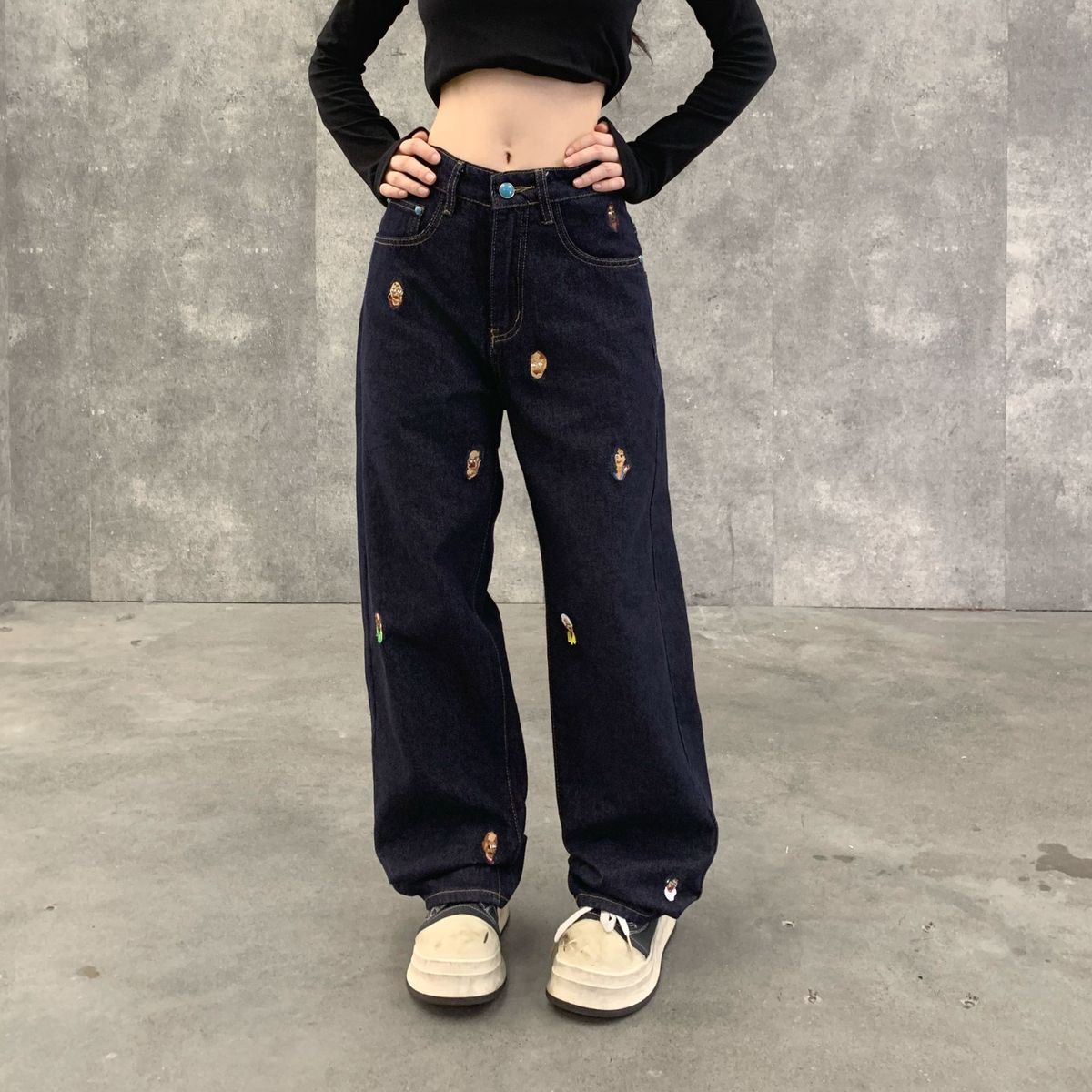 Vintage-Inspired Embroidered Straight-Leg Jeans For Men & Women – High-Street Fashion, Relaxed Fit, Unisex Denim Pants For Casual Wear_mkmklike.com